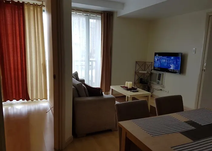 Ortigas 2 Bedroom Corner Unit With 2 Queen Across Shangrila * Manila