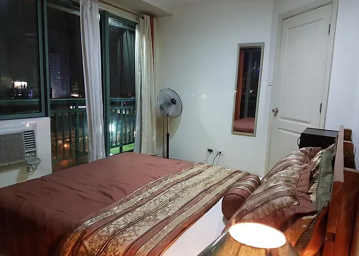 Apartment Ortigas 2 Bedroom Corner Unit With 2 Queen Across Shangrila *
